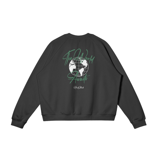 "THE WORLD AWAITS" SWEATSHIRT - BLACK